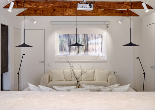 Покраска скрытых дверей